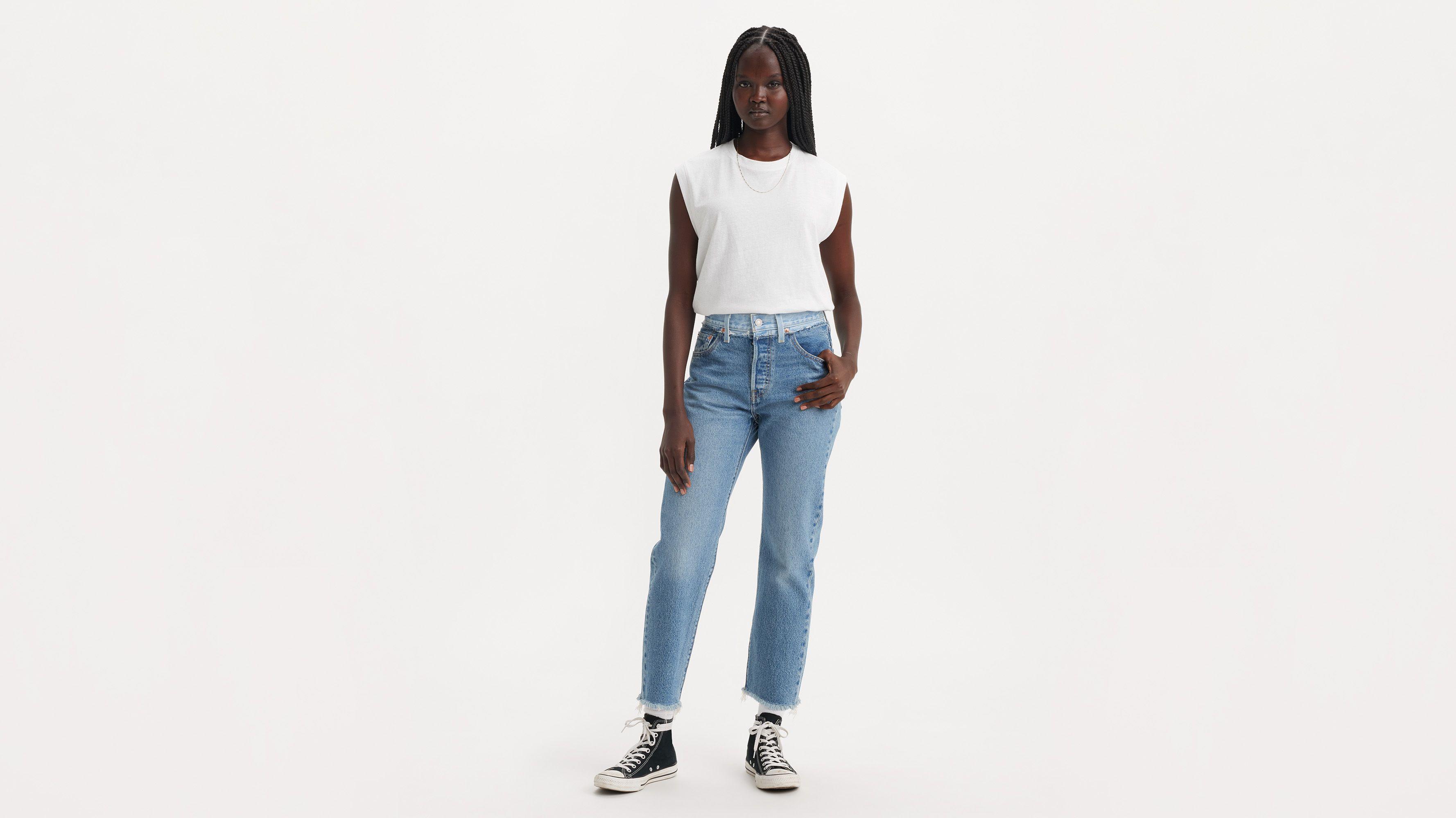 Levi's Split Hem Cropped Women's Jeans Product Image