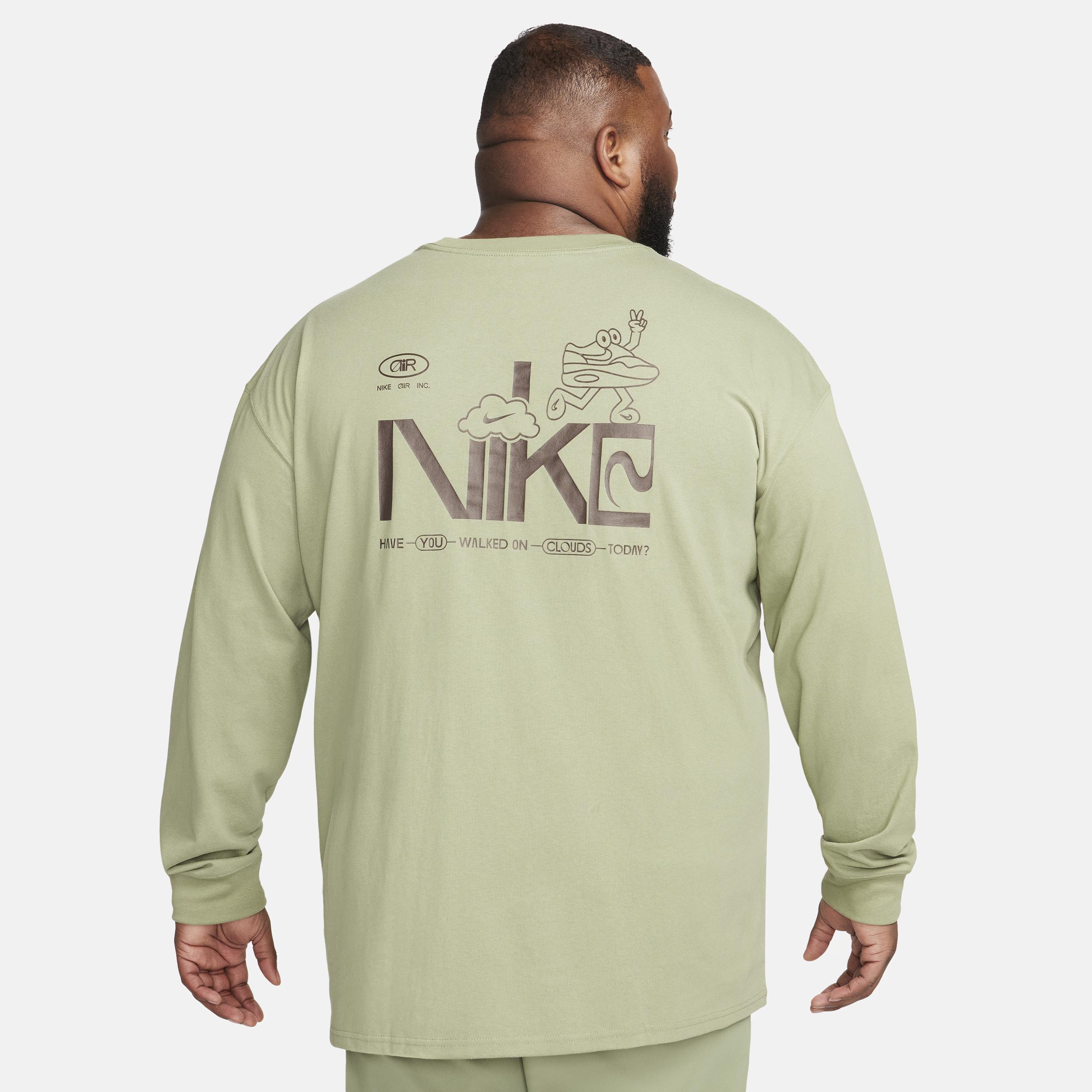 Men's Nike Sportswear Long-Sleeve T-Shirt Product Image