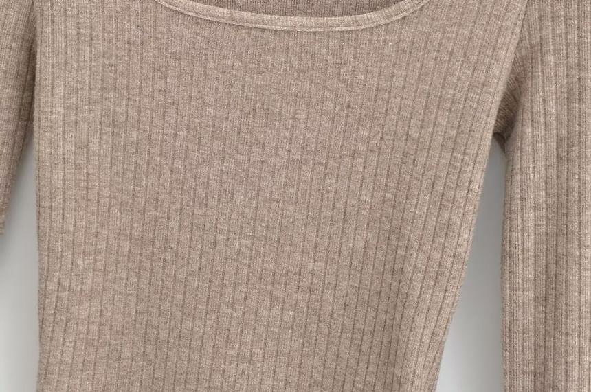 Long Sleeve Scoop Neck Plain Ribbed Crop Top Product Image