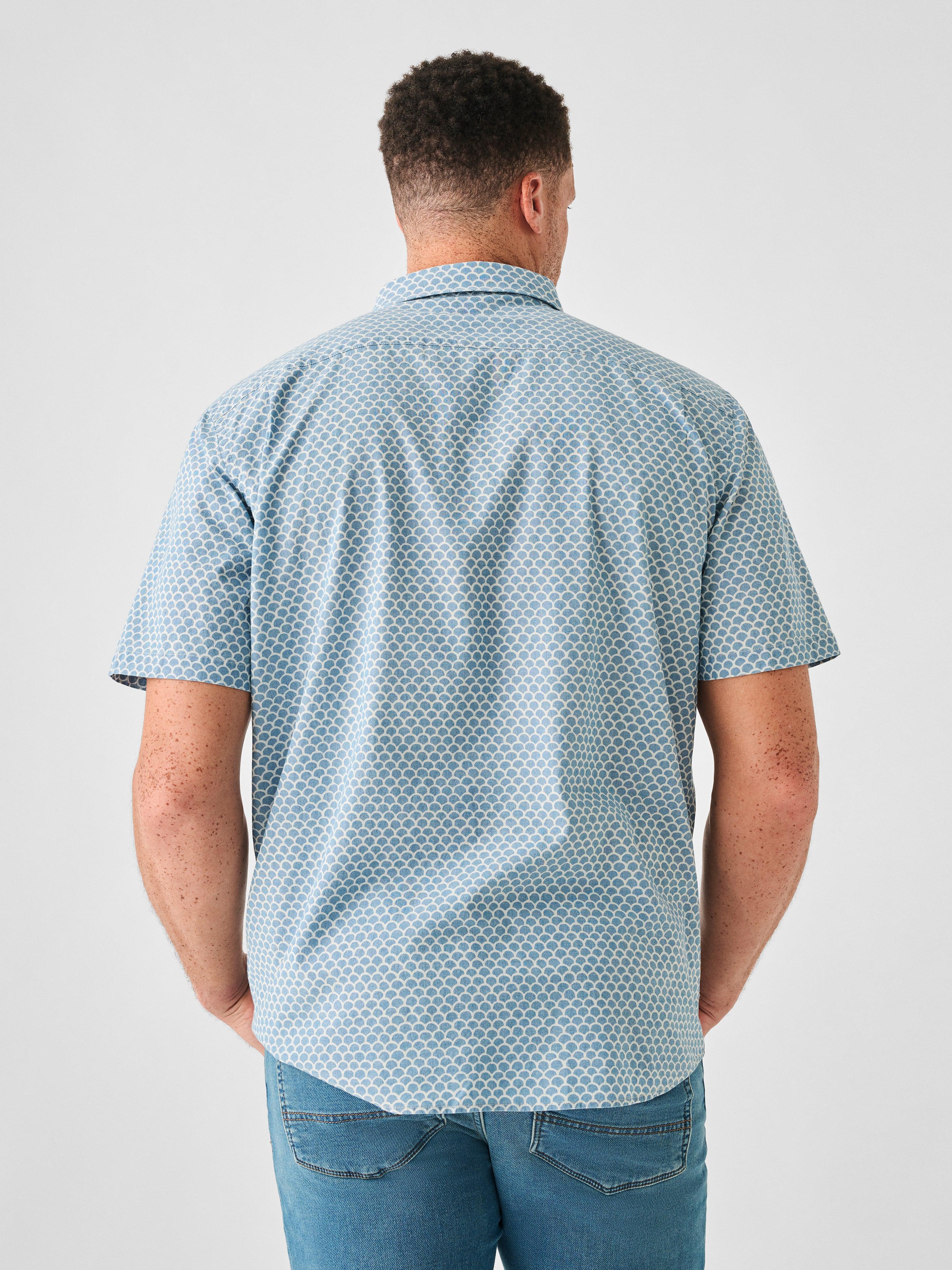 Short-Sleeve Stretch Playa Shirt - Fishscale Redux Male Product Image