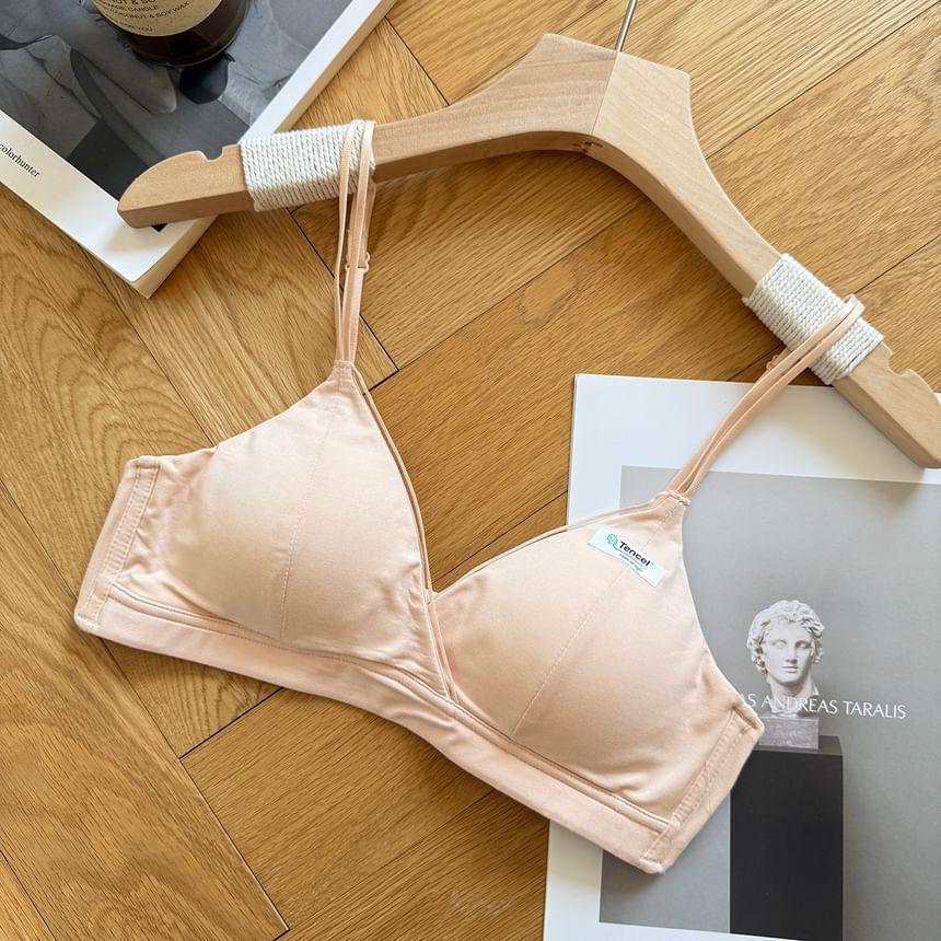 Applique Wireless Bra Product Image