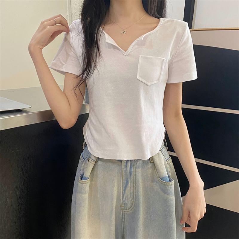 Short-Sleeve Notch Neck Pocketed Tee Product Image