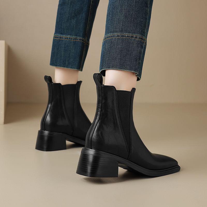 Square Toe Block Heel Chelsea Boots Product Image