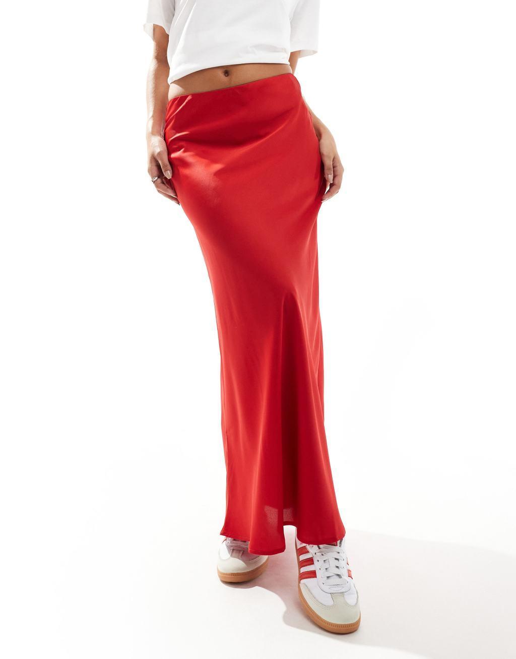 Vila satin maxi skirt in red Product Image