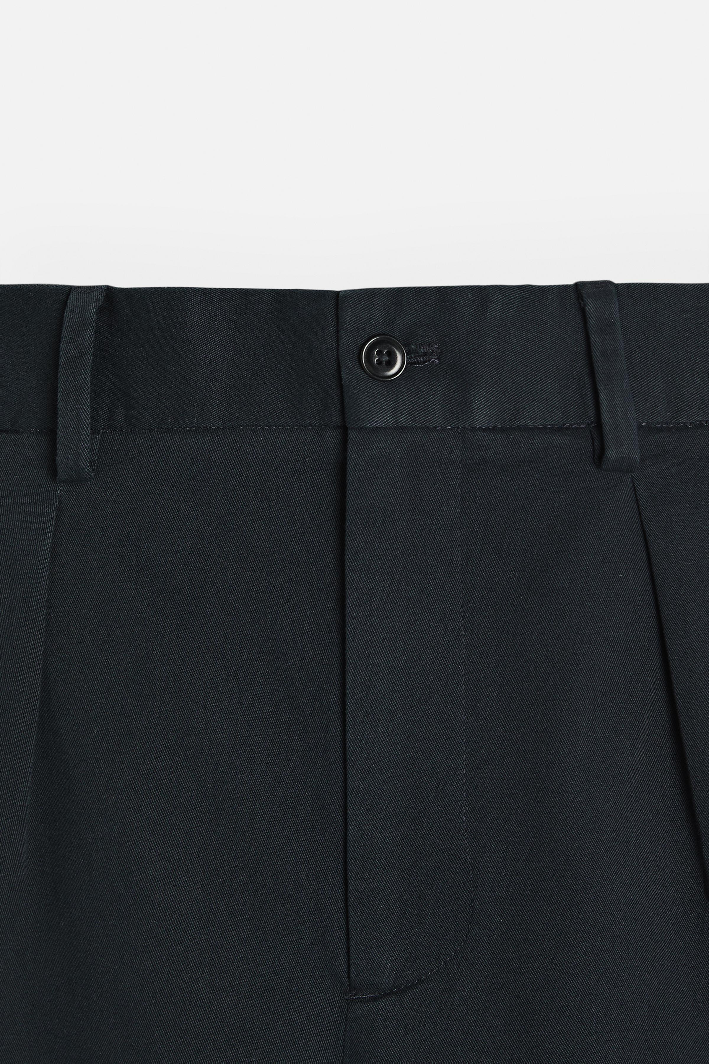 PLEATED CHINO PANTS Product Image