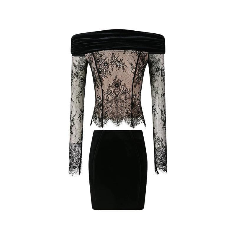 Long-Sleeve Off-Shoulder Velvet Panel Lace Slim Fit Crop Top Product Image