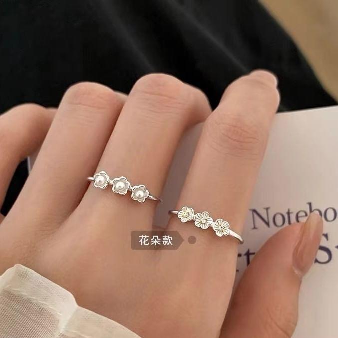 925 Sterling Silver Flower Open Ring Product Image