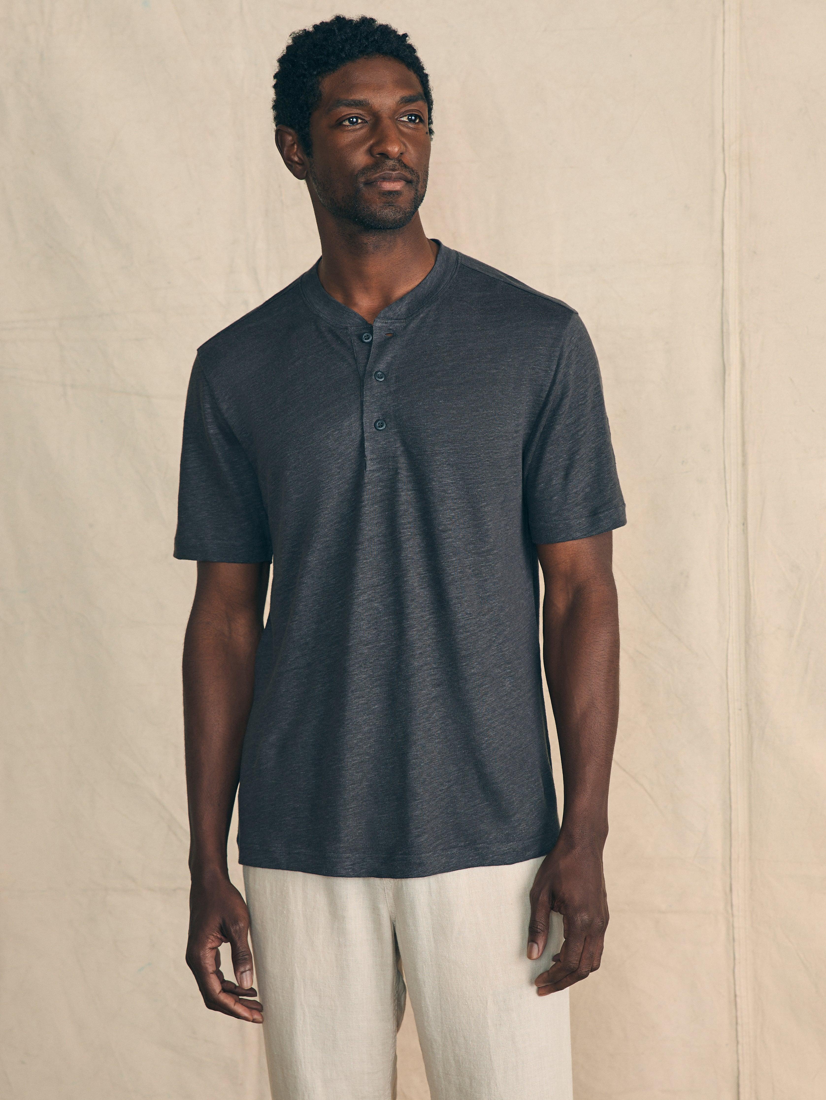 Short-Sleeve Linen Henley - Black Iron Male Product Image