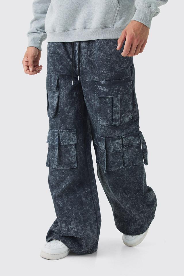 Elasticated Waist Extreme Baggy Heavyweight Washed Multi Cargo Pants | boohooMAN USA Product Image