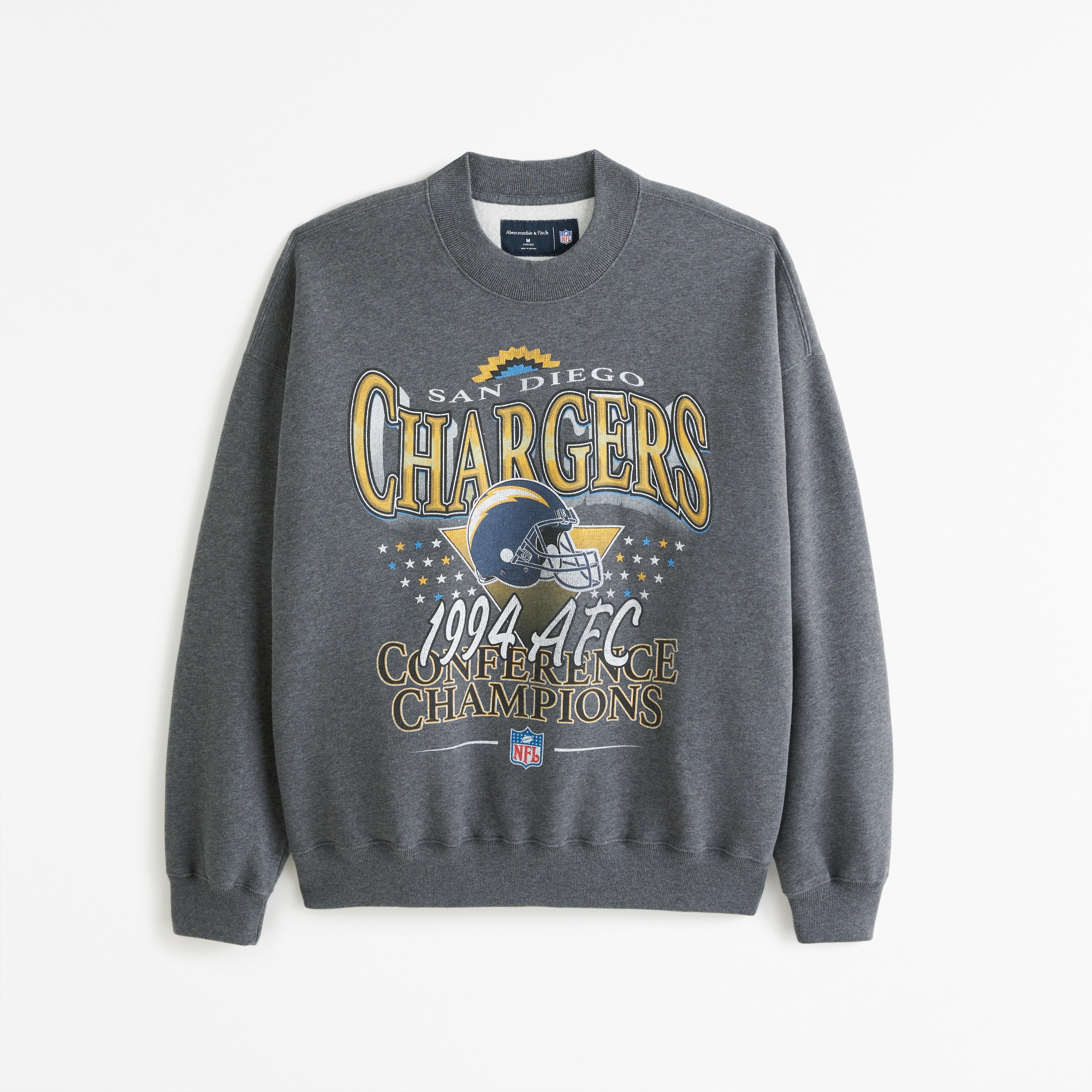 Tennessee Titans Graphic Crew Sweatshirt Product Image