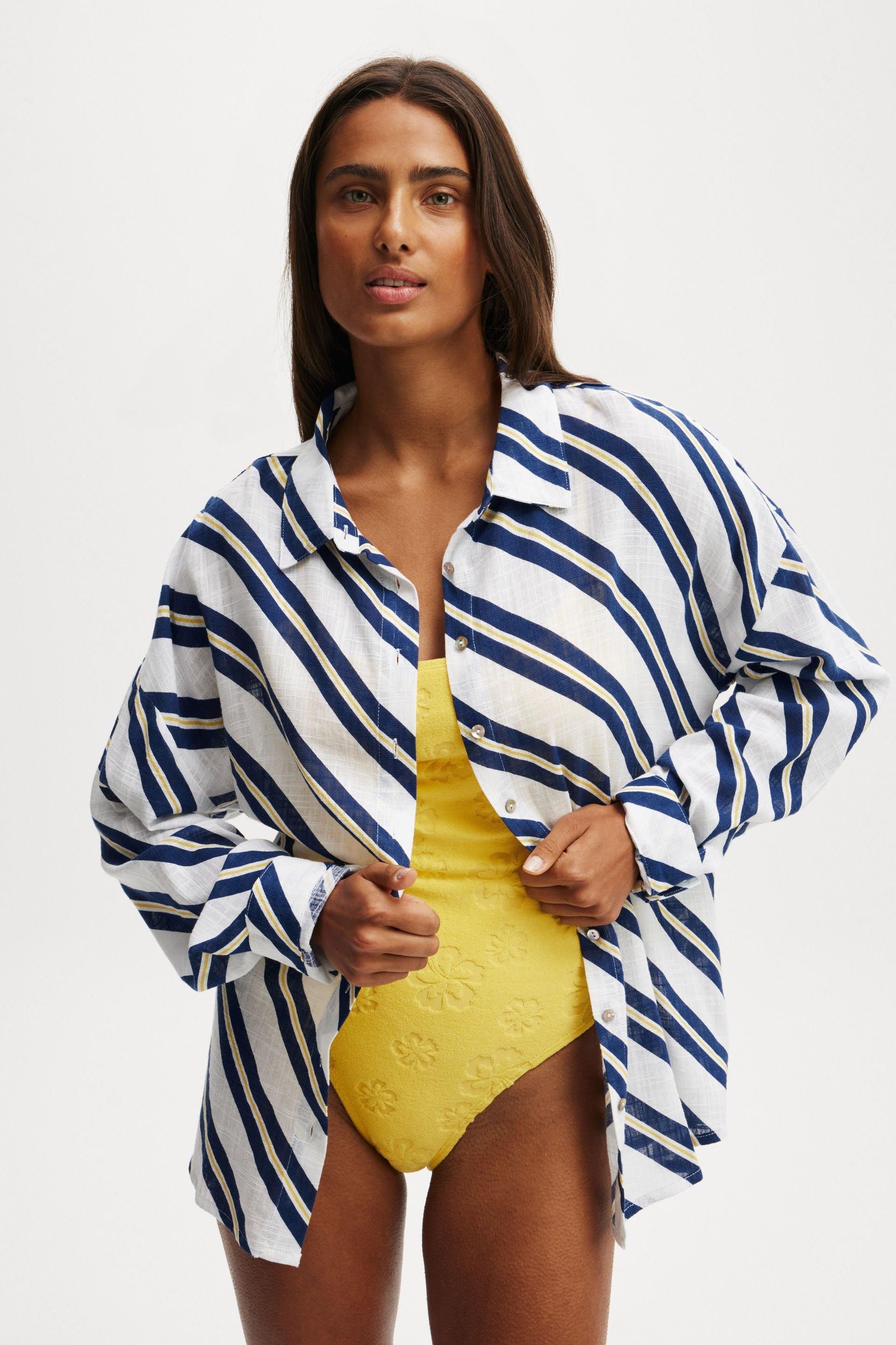 The Essential Beach Shirt Product Image