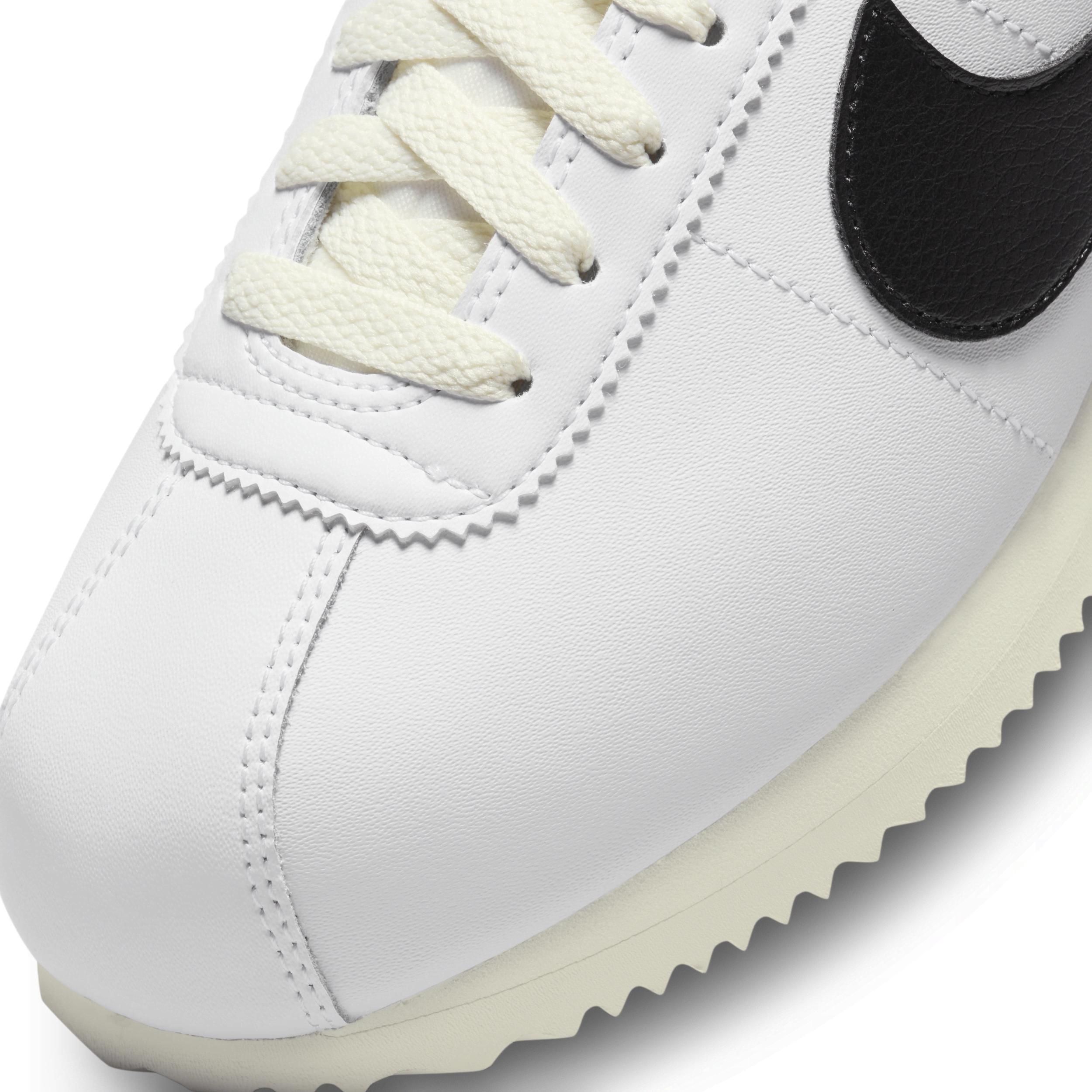 Nike Cortez Sneaker Product Image