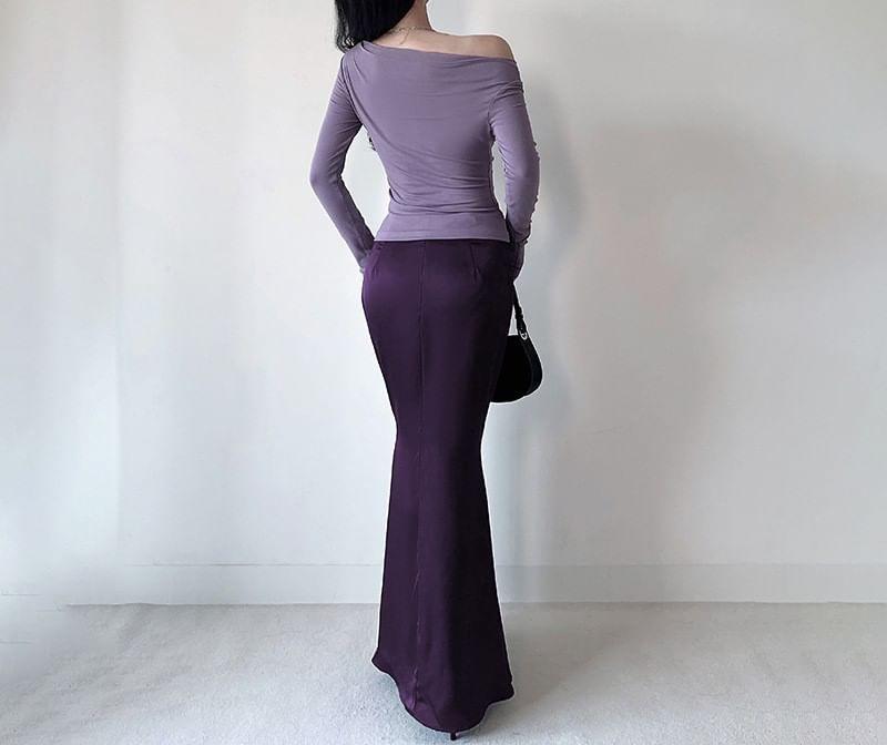 Set: Long-Sleeve Off Shoulder Top + High Rise Maxi Mermaid Skirt Product Image