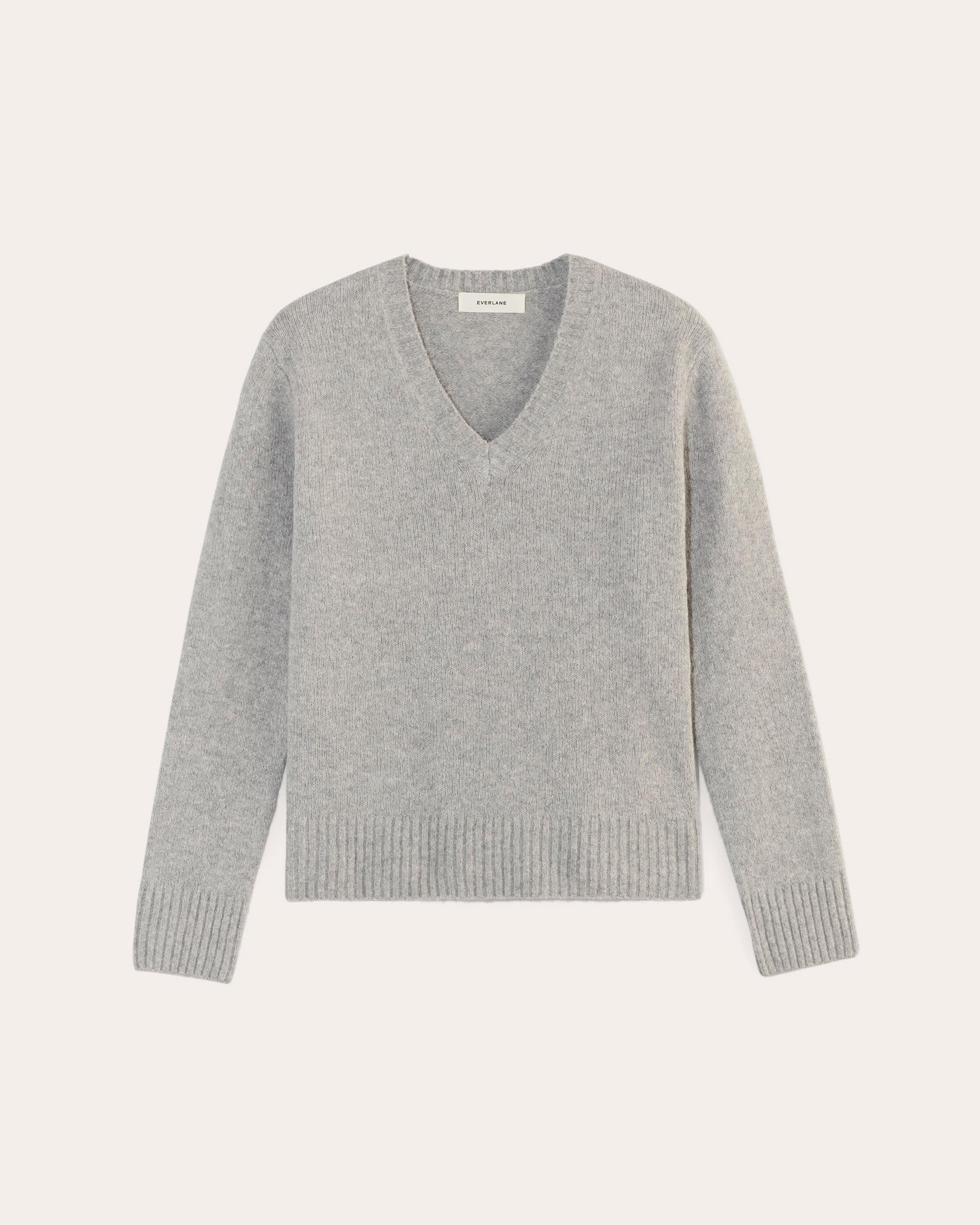 The V-Neck Sweater in Plush Cotton Product Image