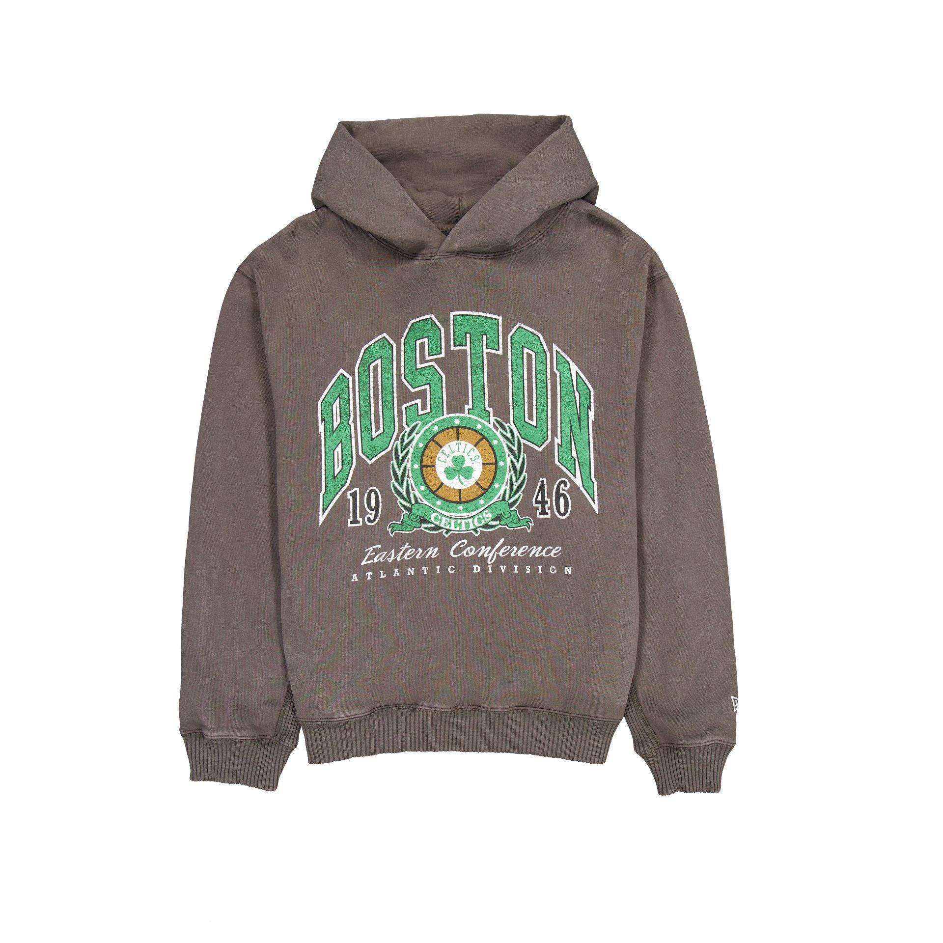 Milwaukee Bucks Oversized Essentials Hoodie Male Product Image