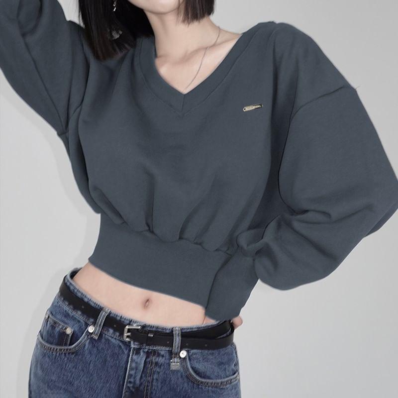 Long Sleeve V-Neck Plain Crop Sweatshirt Product Image