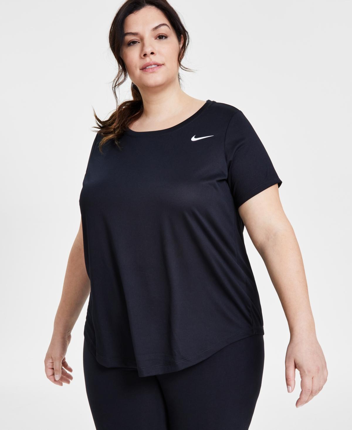 Women's Nike Sportswear Club Essentials T-Shirt Product Image