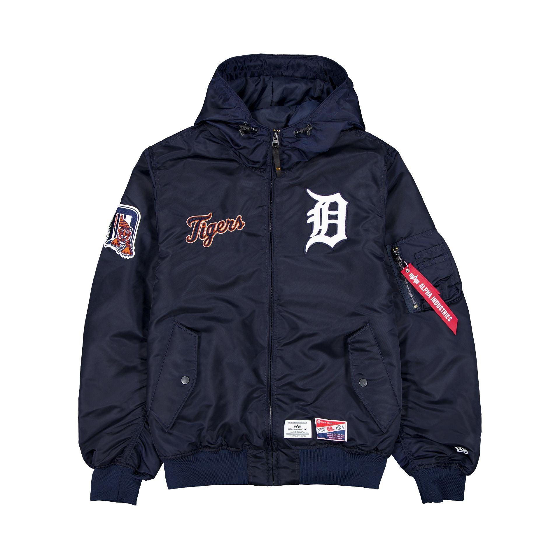 Alpha Industries x New York Yankees L-2B Hooded Bomber Jacket Black Male Product Image