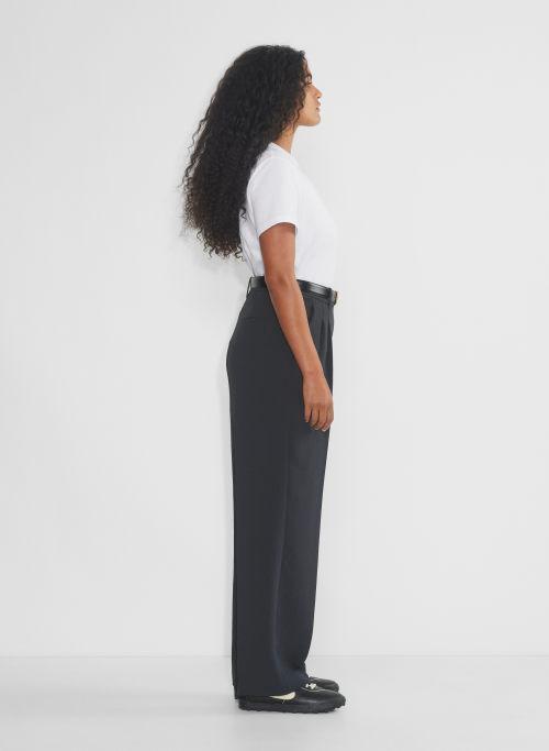 the effortless pant™ curve-fit Product Image