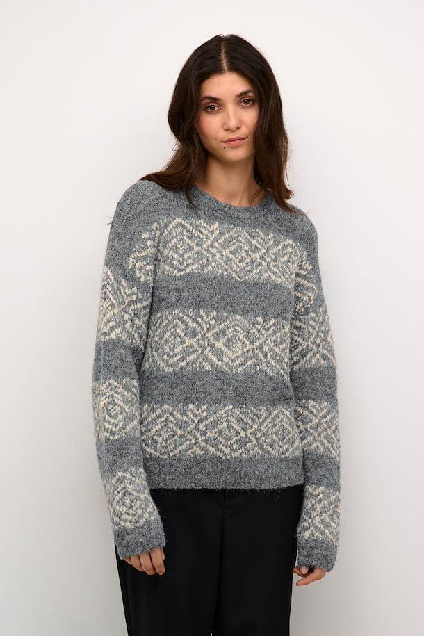 CUIona Pullover Product Image