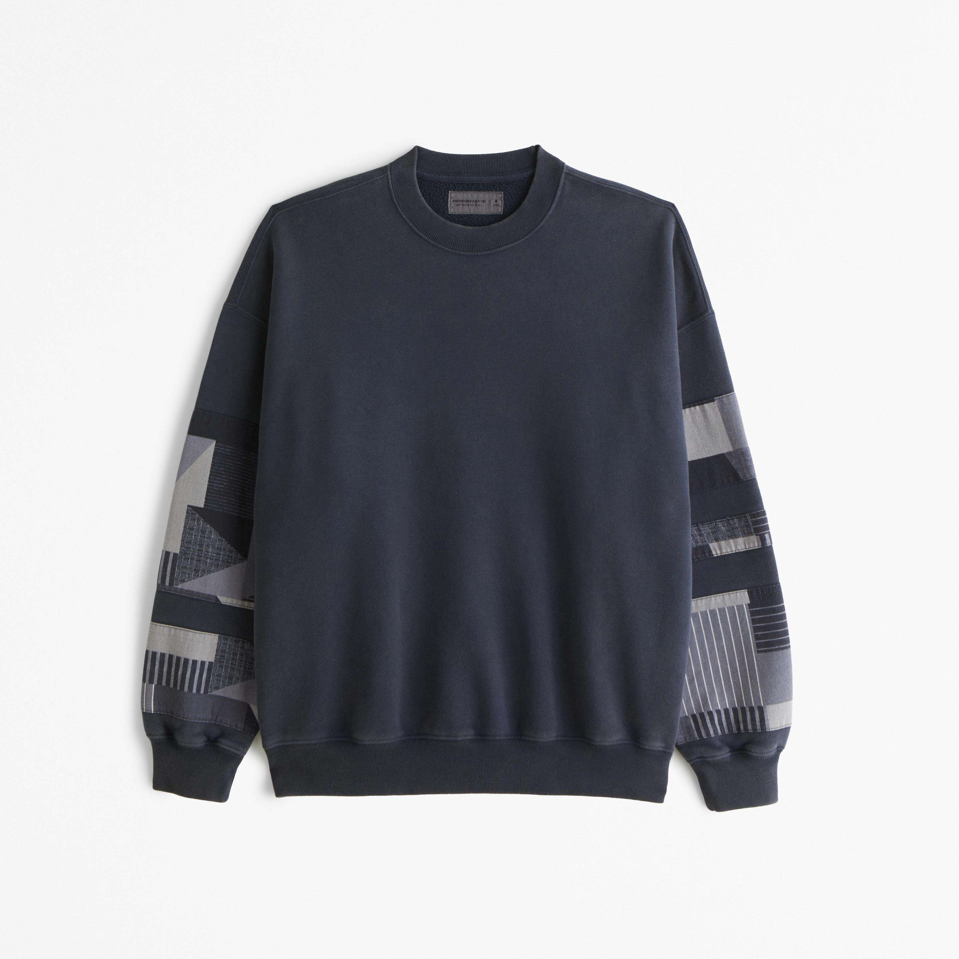 Essential Crew Sweatshirt Product Image