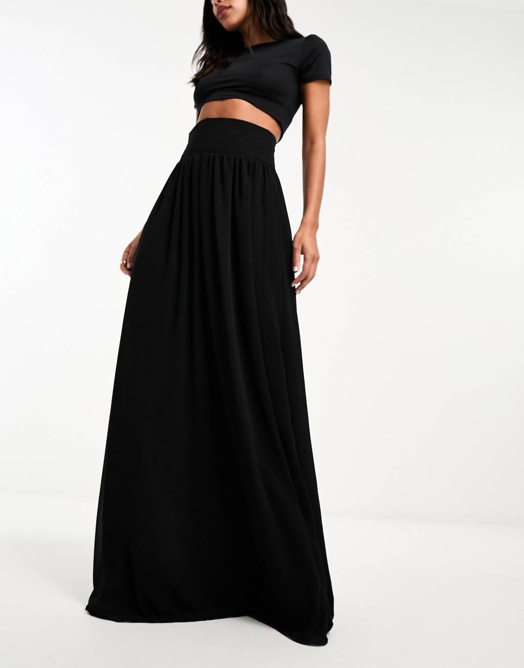 TFNC pleated maxi skirt in forest green Product Image