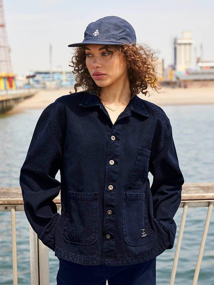 WOMEN'S CANVAS CHORE COAT - CLASSIC BUTTON-DOWN Female Product Image