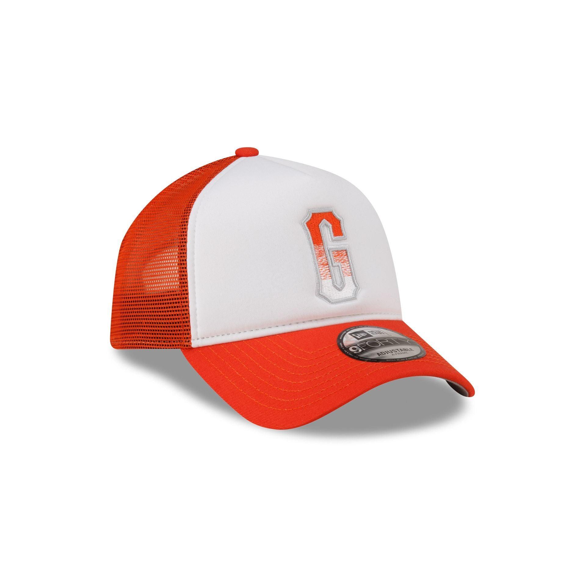 San Francisco Giants White Crown 9FORTY A-Frame Trucker Hat Male Product Image