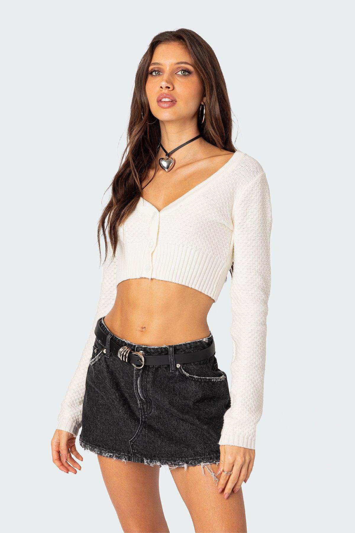 V Neck Cropped Cardigan Product Image