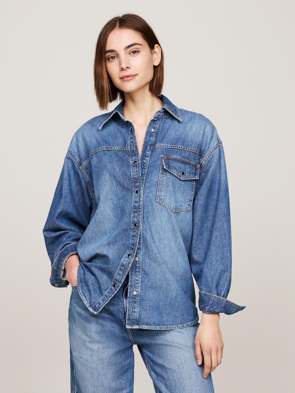 Tommy Hilfiger Women's Relaxed Fit Denim Shirt product image