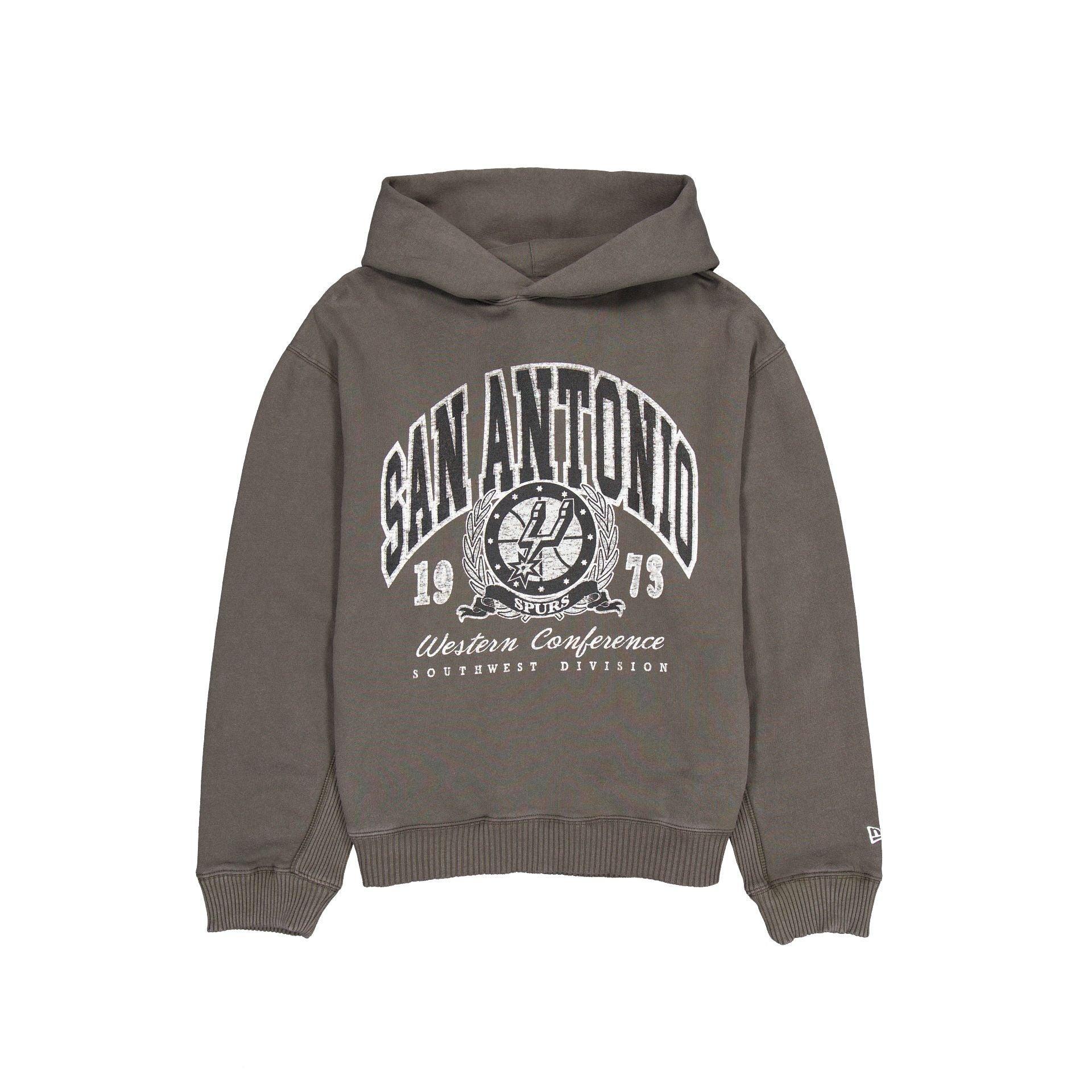 Milwaukee Bucks Oversized Essentials Hoodie Male Product Image