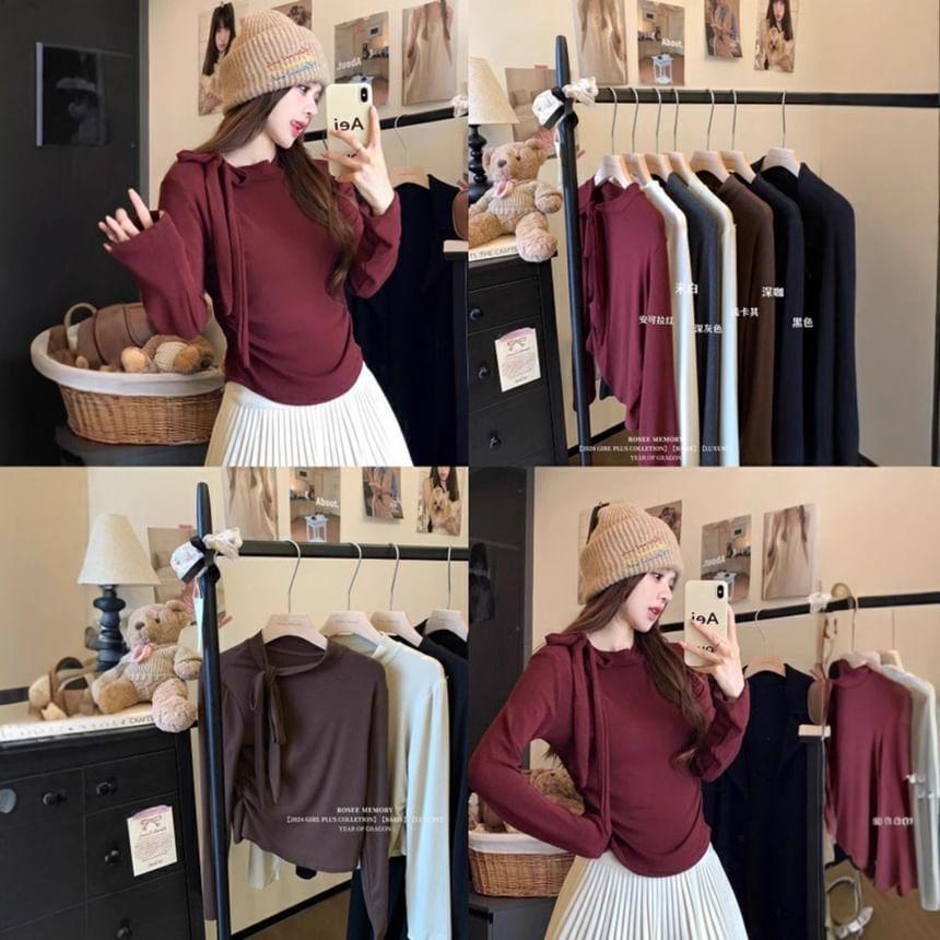 Long-Sleeve Round Neck Plain Bow T-Shirt Product Image