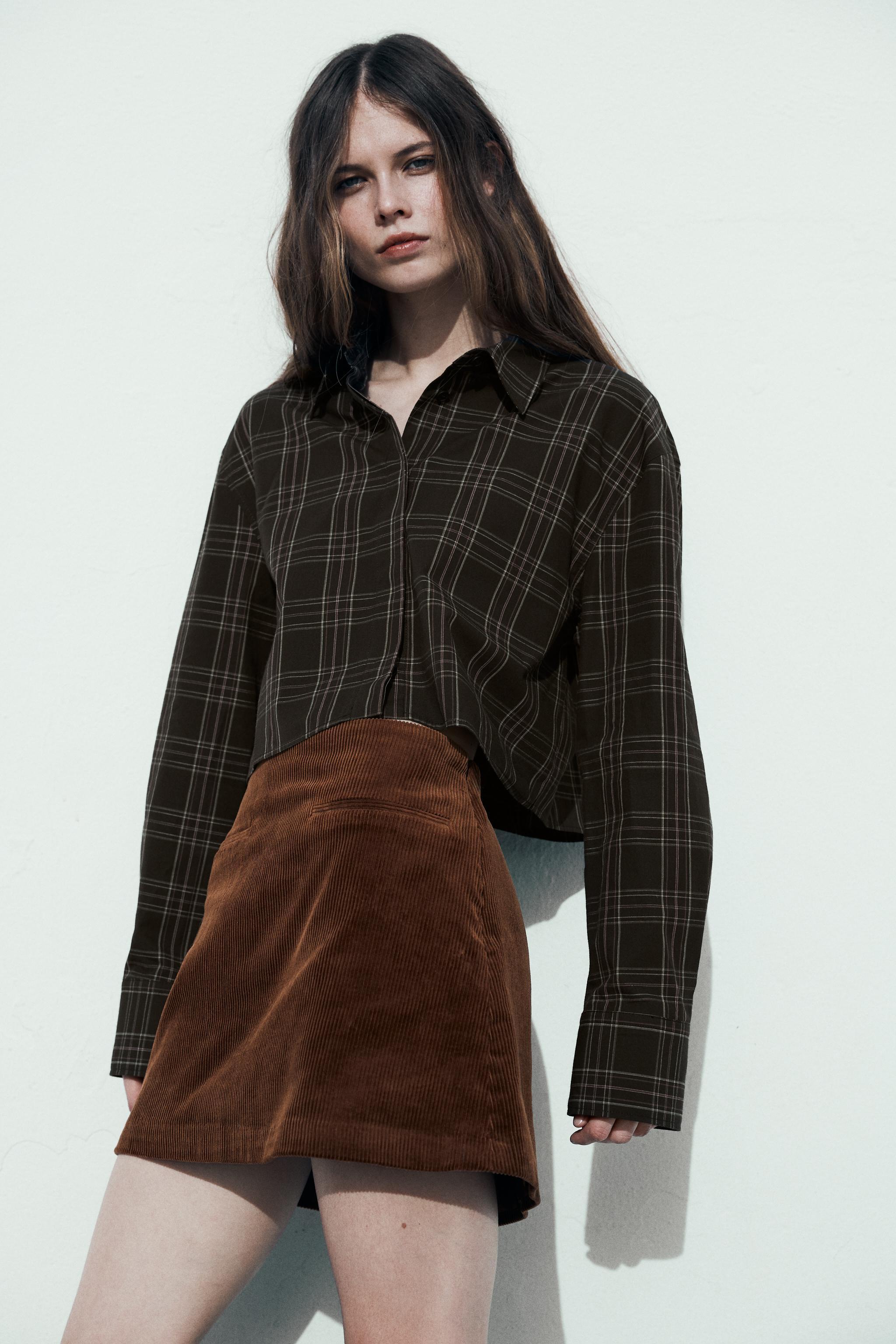 PLAID CROP SHIRT Product Image