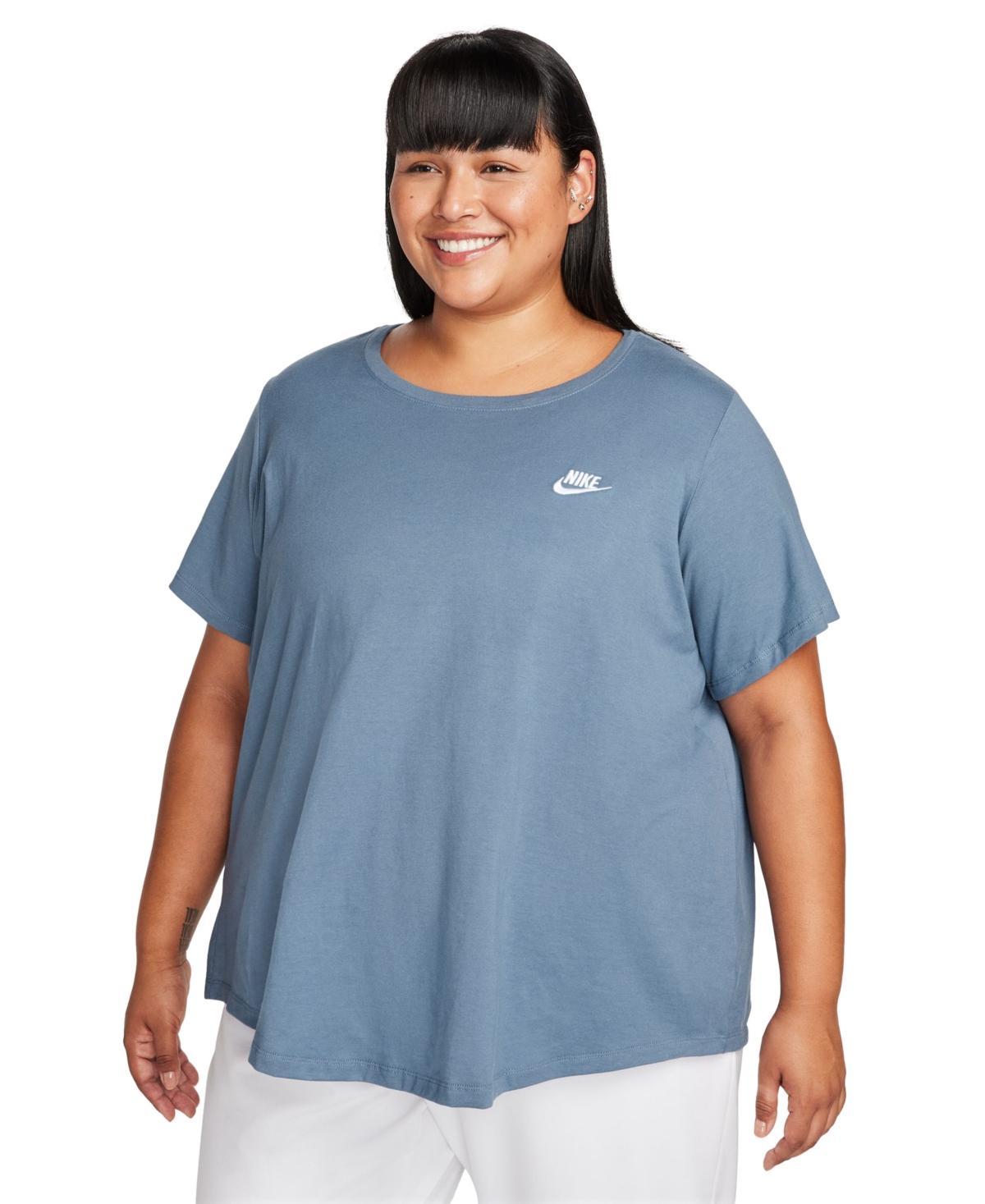 Plus Size Nike Sportswear Club Tee, Womens, Size: 1XL, Grey Product Image