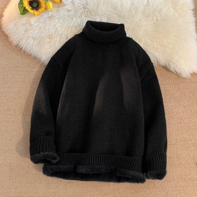 Long-Sleeve Turtleneck Plain Sweater Product Image