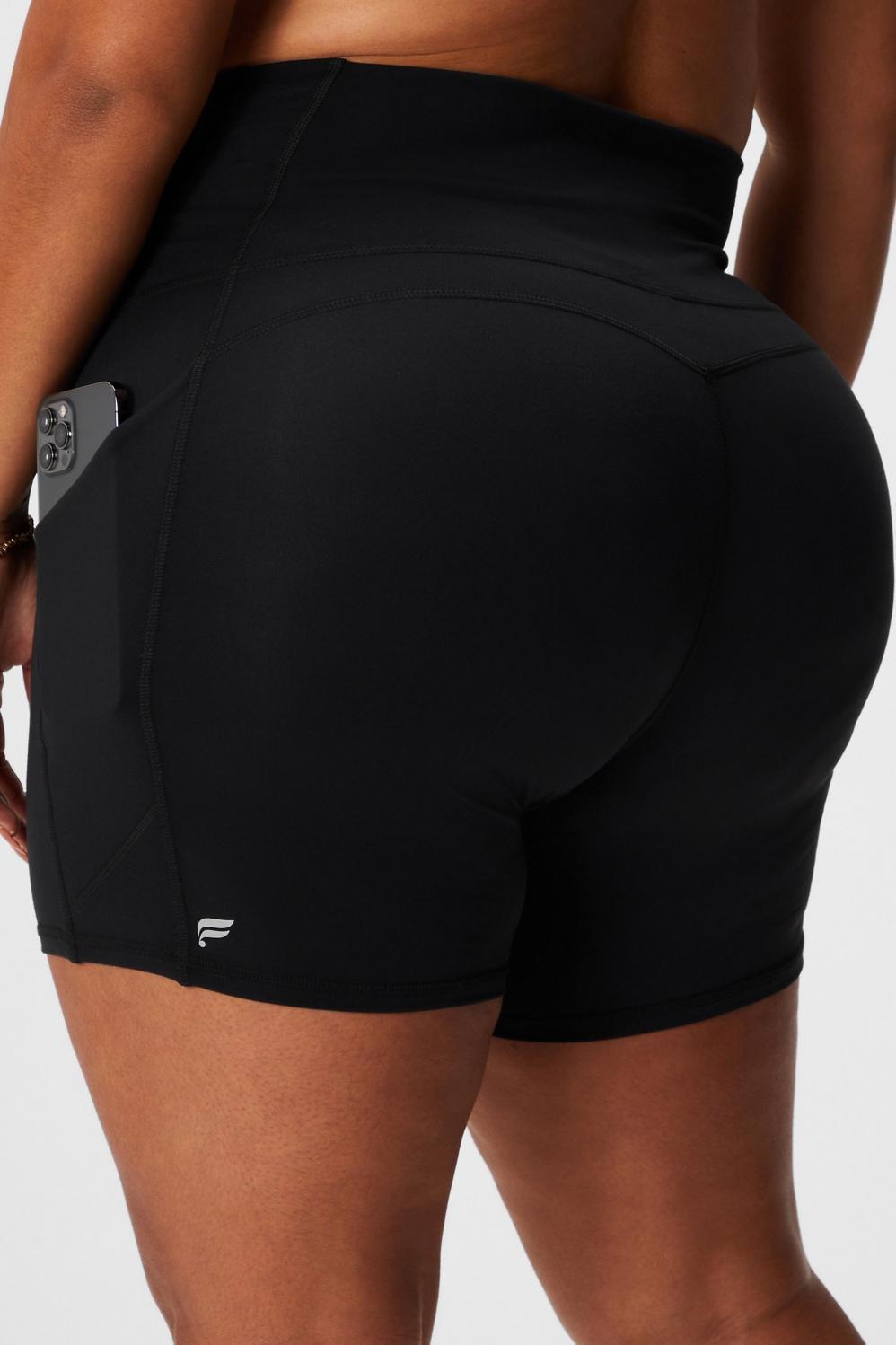 Fabletics Oasis High-Waisted 6 Short Womens black plus Size 4X Product Image