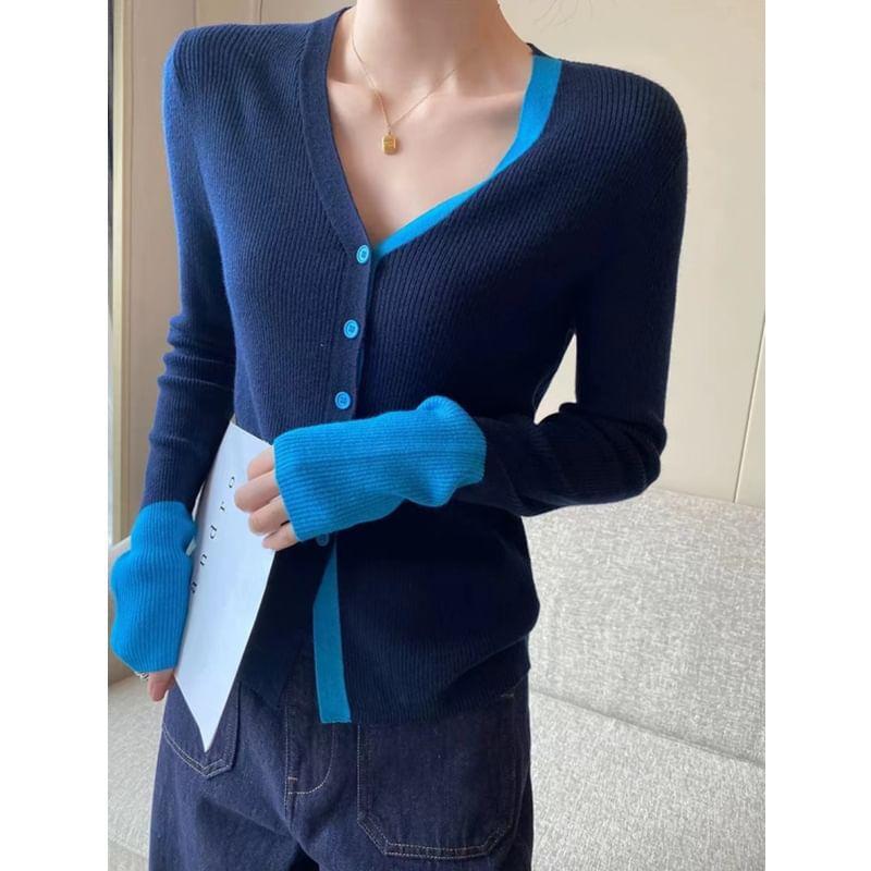 Long-Sleeve V-Neck Two Tone Button Knit Top Product Image