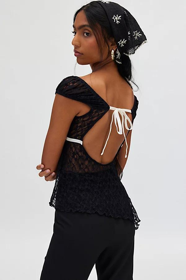 Kimchi Blue Penelope Lace Keyhole Back Asymmetric Top Womens at Urban Outfitters Product Image