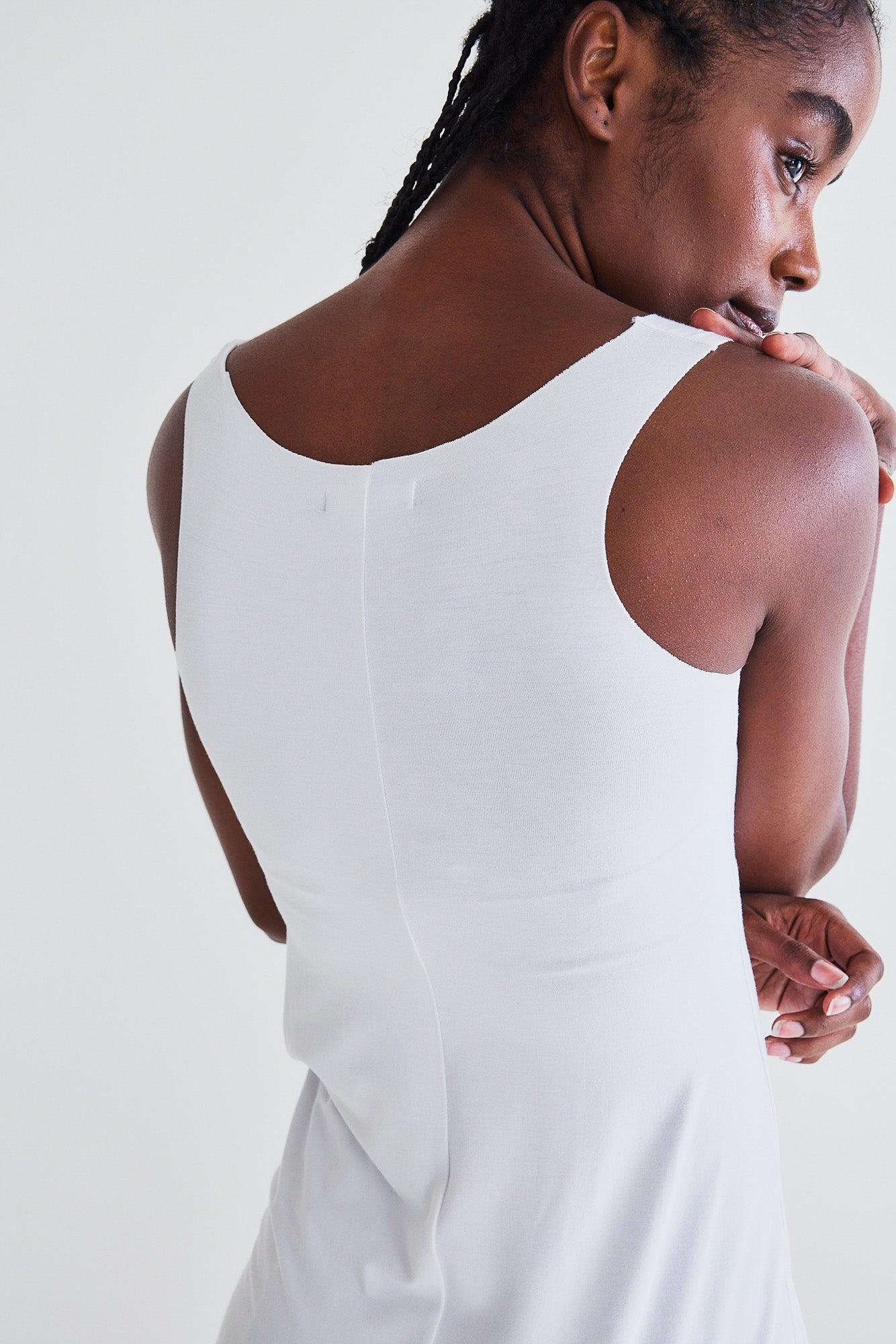 The Essential Long Seamless Cami Product Image