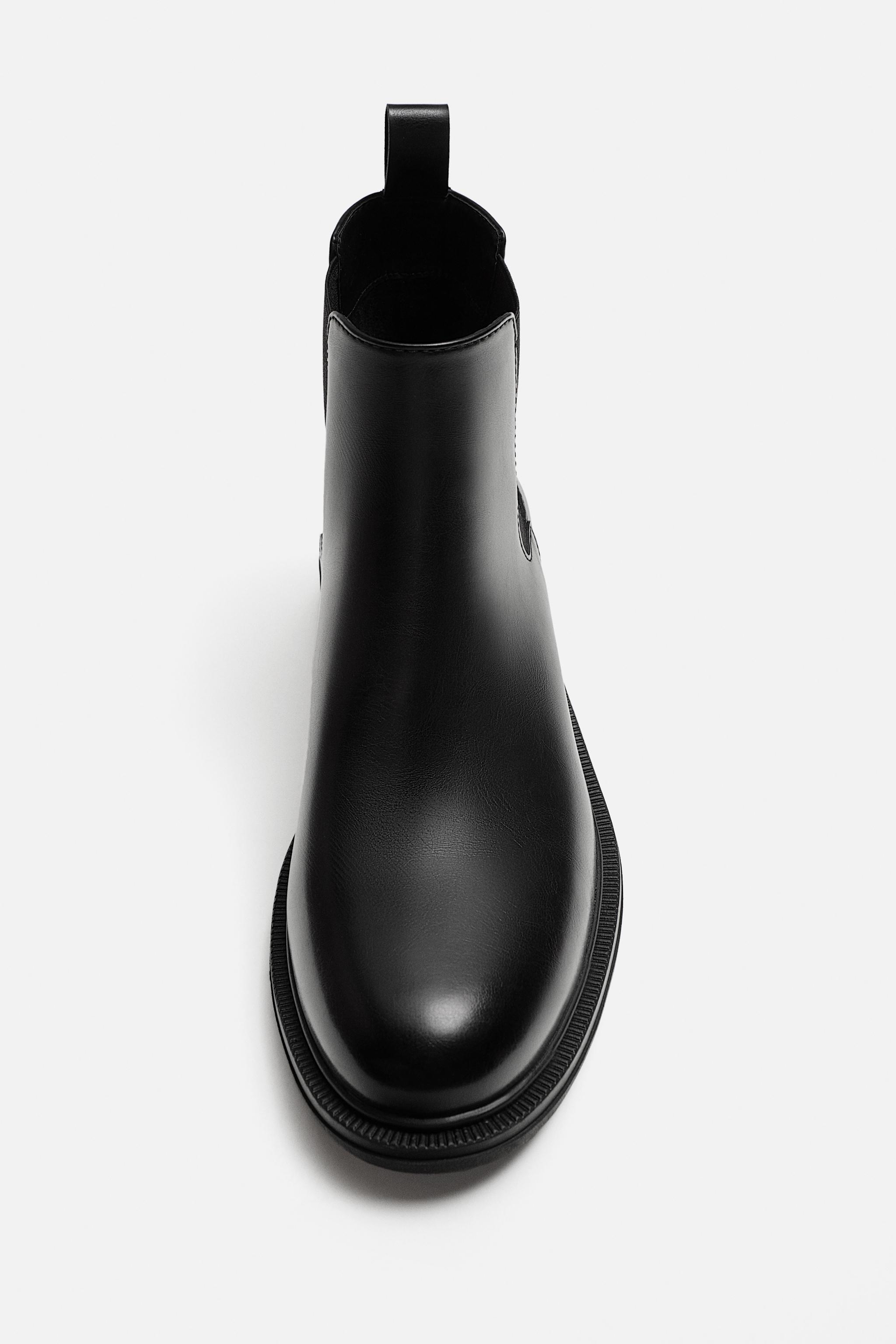 CHELSEA BOOTS Product Image