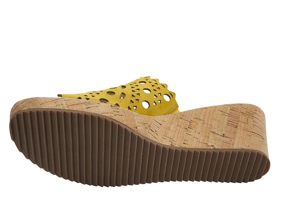 Vaneli Cammie Suede) Women's Sandals Product Image