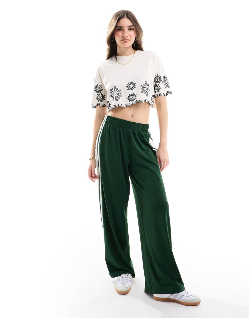 Miss Selfridge cropped tee with daisy embroidery in cream Product Image