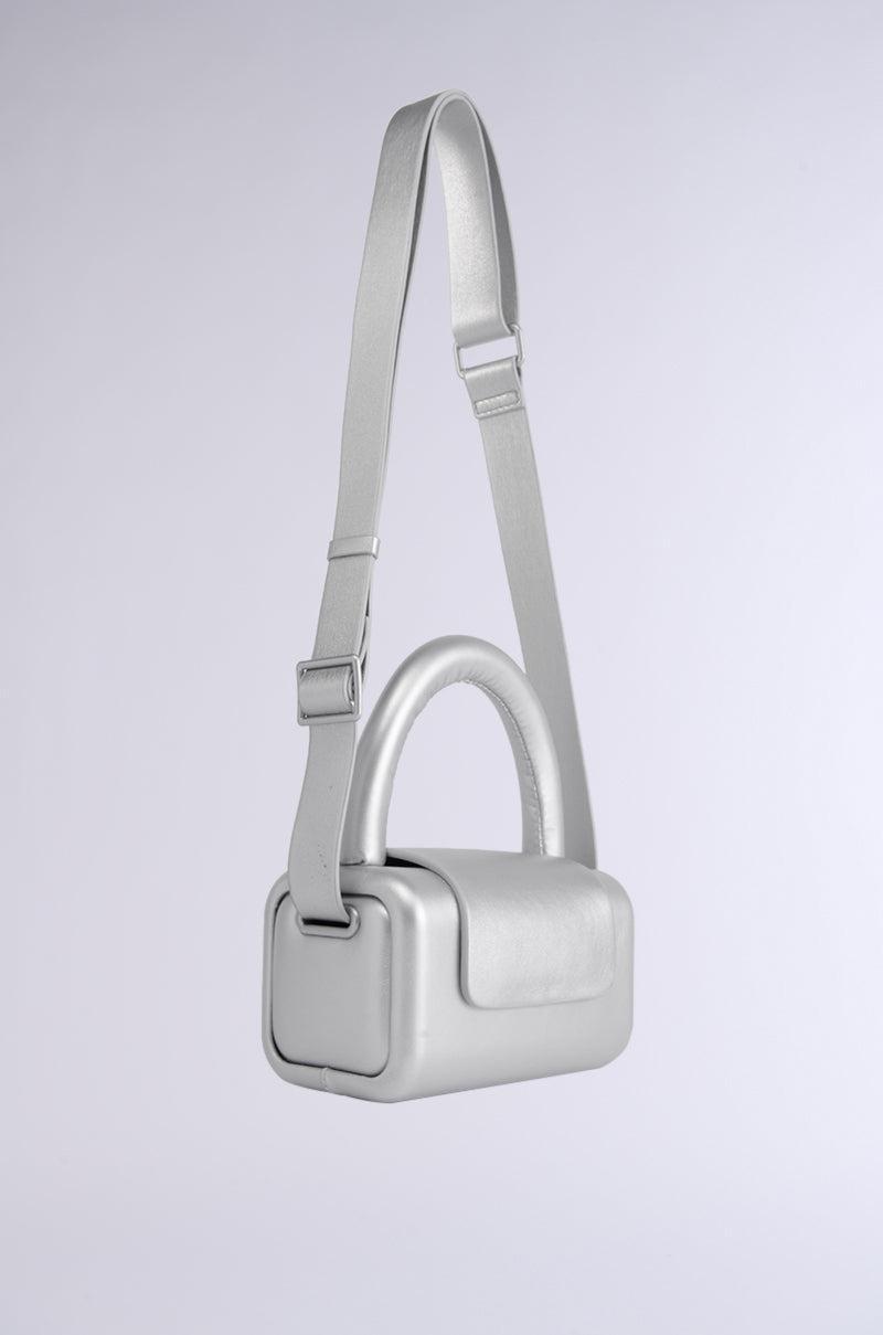 EVERLY HARDSHELL METALLIC FAUX LEATHER PURSE IN SILVER Product Image