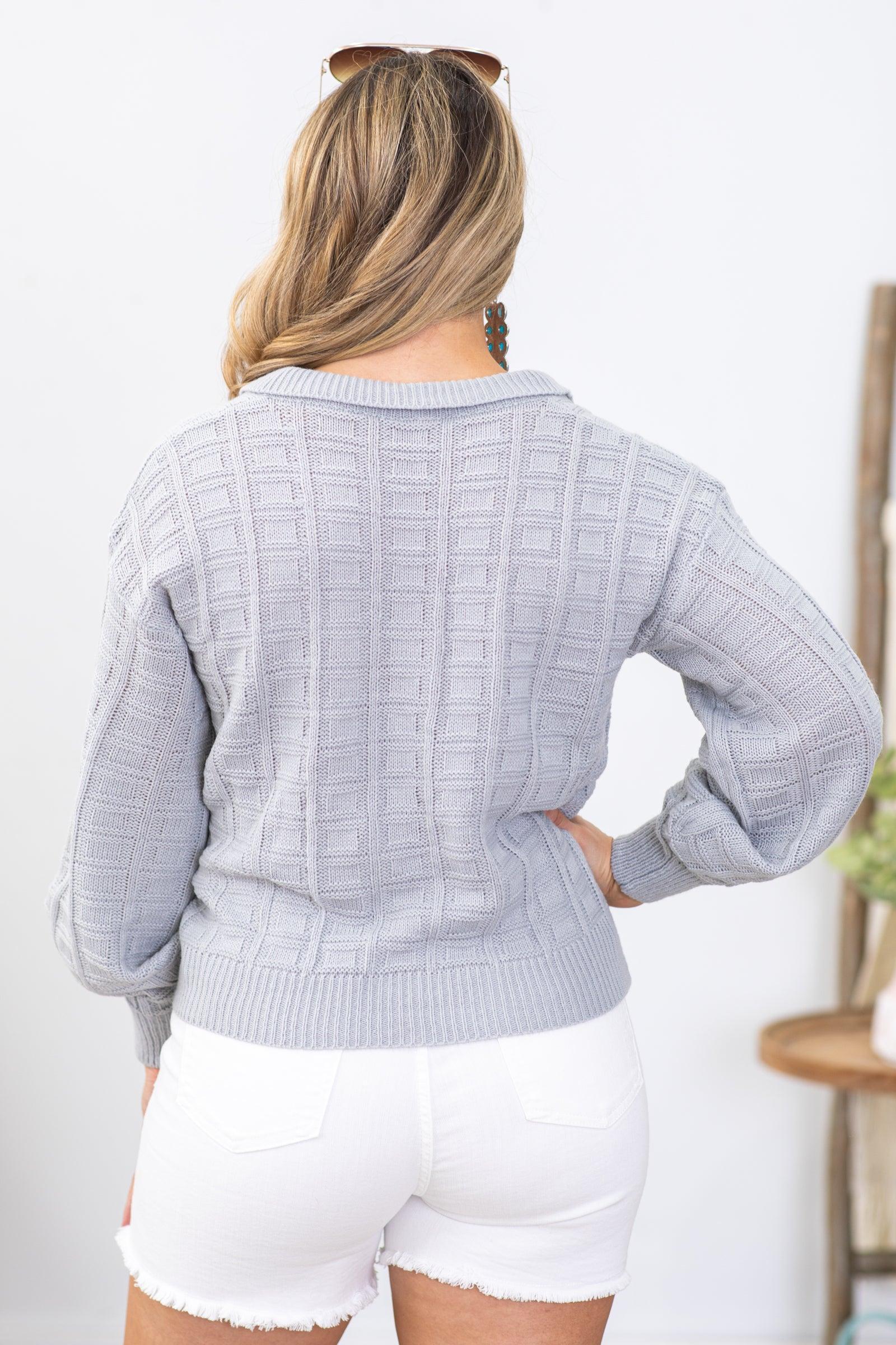 Gray Pattern Knitted Collared Sweater Product Image