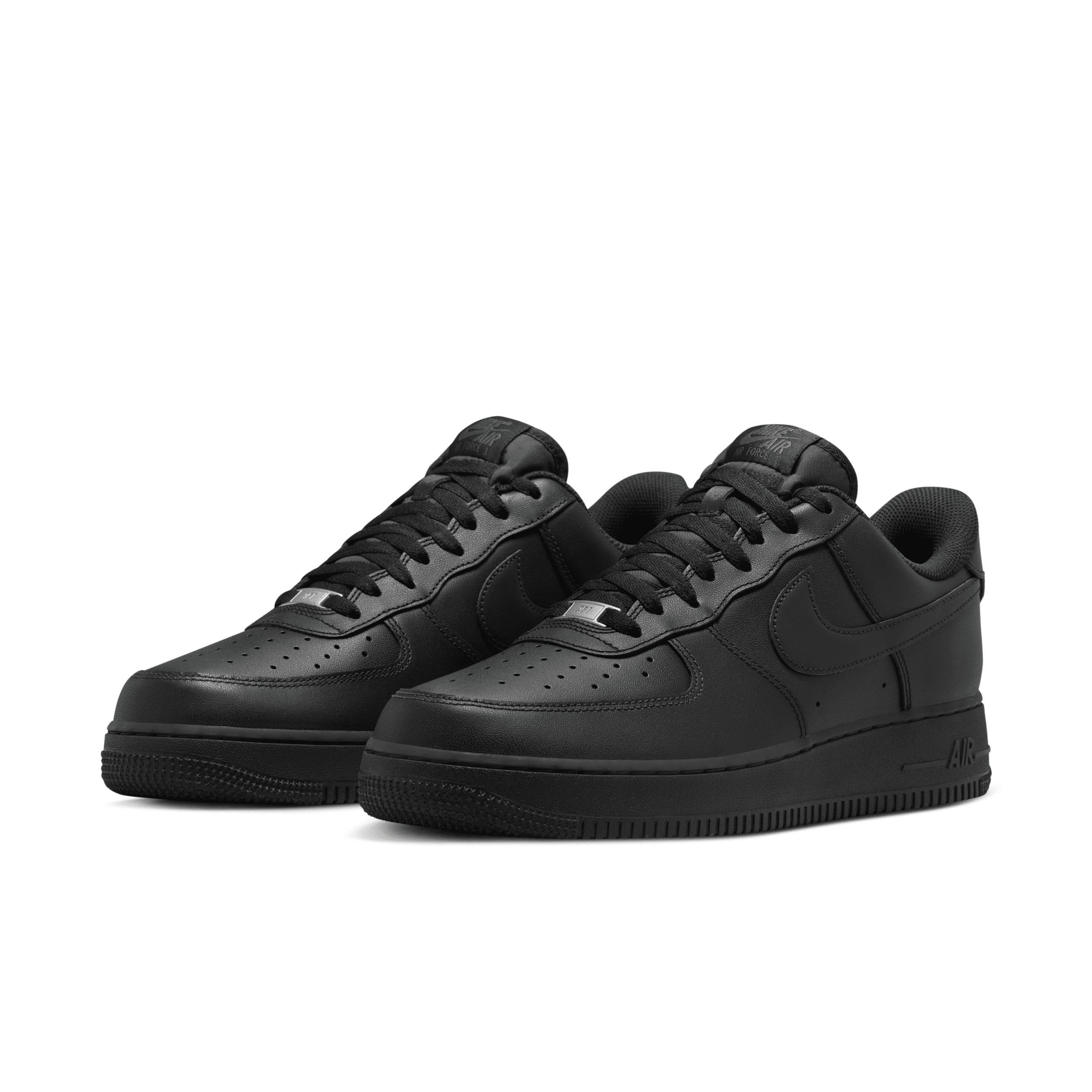 Nike Men's Air Force 1 '07 EasyOn Shoes Product Image