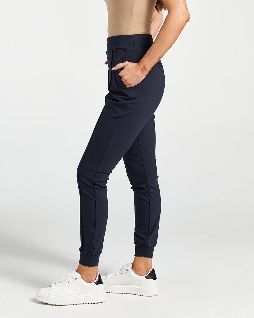 Women's Elite+ Pintuck Jogger Product Image