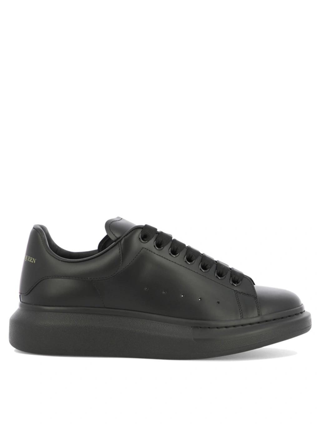 Sneaker Oversize In Black Product Image