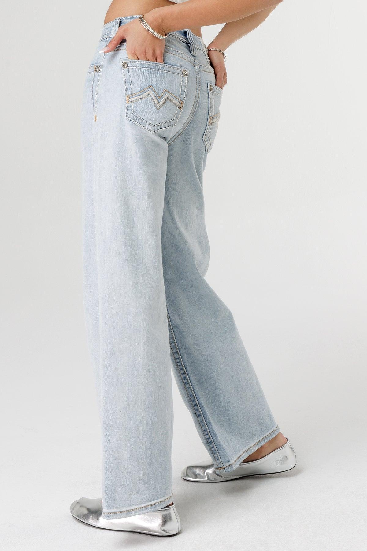 Gradient Everyday Wide Jeans Product Image