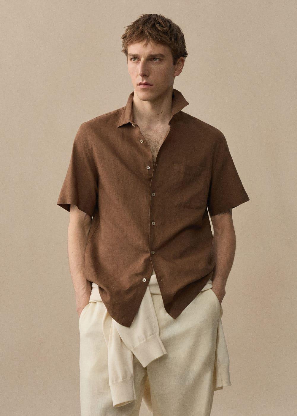 Mango Mens Regular-Fit Linen Short-Sleeved Shirt Product Image