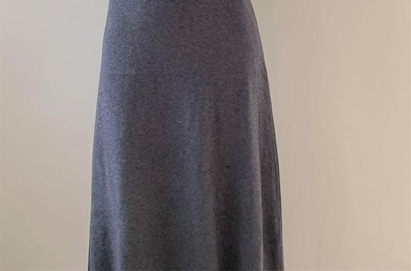 Long-Sleeve Scoop Neck Plain Midi A-Line Knit Dress Product Image